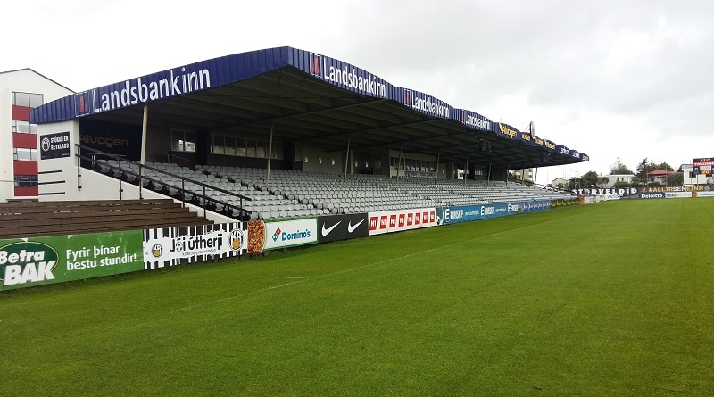 Alvogenvöllurinn main stand