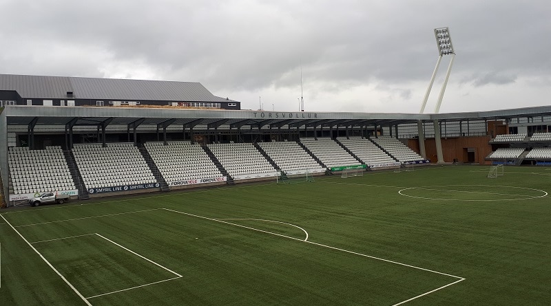 Tórsvøllur main stand