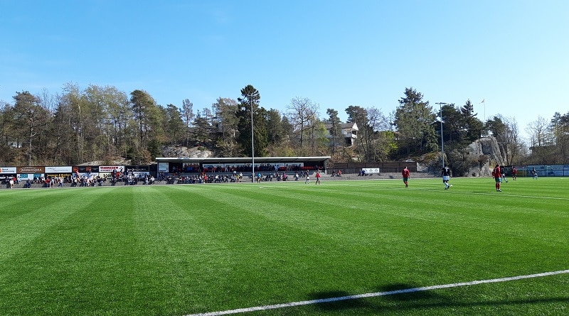 Bergeskogen Idrettspark - Halsen IF 